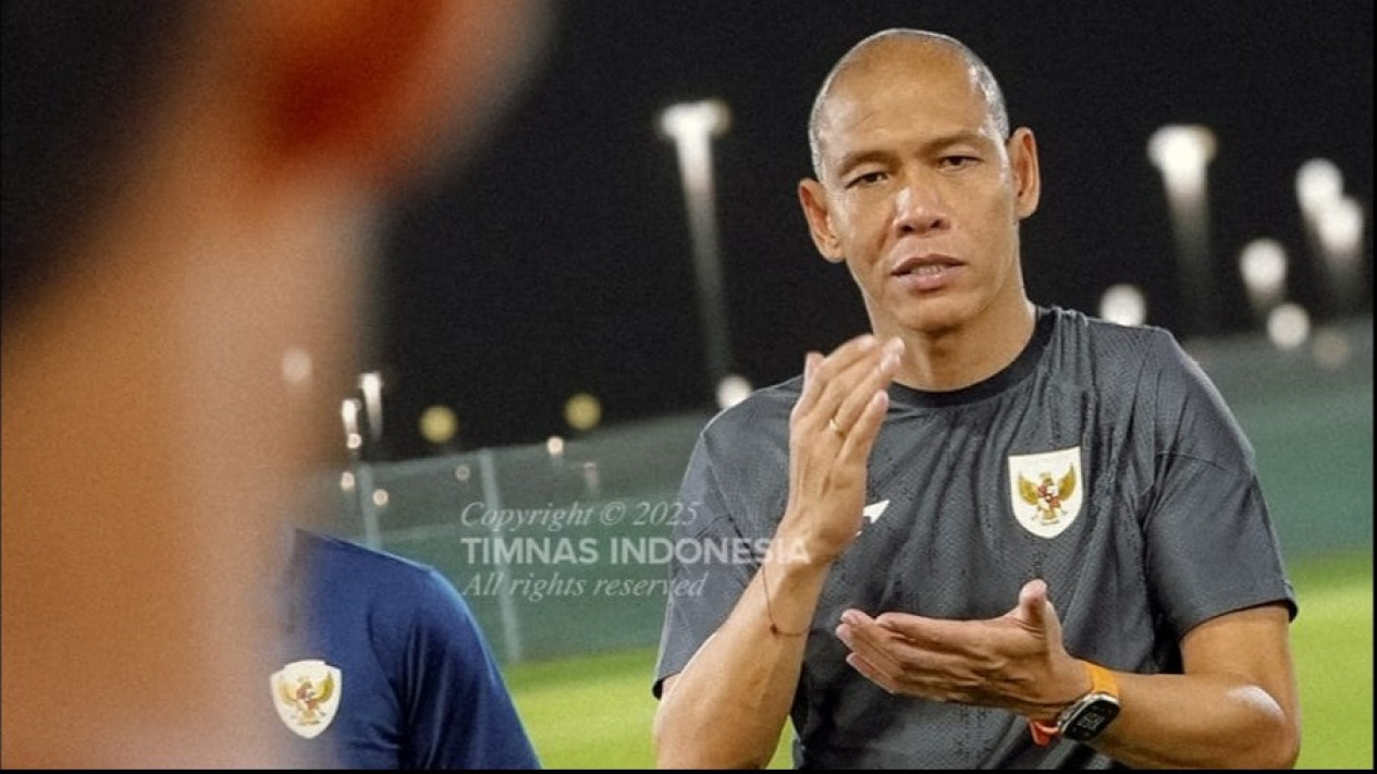 Salut! Nova Arianto Jadi Pelatih Lokal Pertama yang Loloskan Timnas Indonesia ke Piala Dunia Lewat Babak Kualifikasi
            - galeri foto
