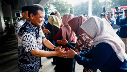 Halal Bihalal Hari Pertama Kerja Usai Cuti Lebaran, Gubernur Jateng Tegaskan Larangan Jual Beli Jabatan