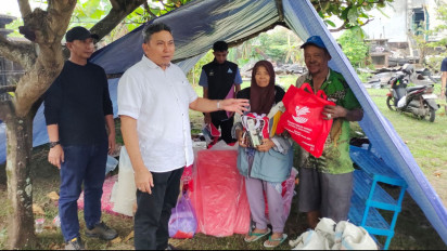 Korban Bencana Kebakaran Di Dua Wilayah Di Makassar Dapatkan Bantuan
