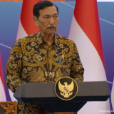 Luhut Yakin Indonesia Tak Akan Collape Walau Rupiah Melemah dan IHSG Tertekan