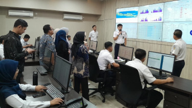Command Center KAI Services Standby 24 Jam Selama Angkutan Lebaran 2025