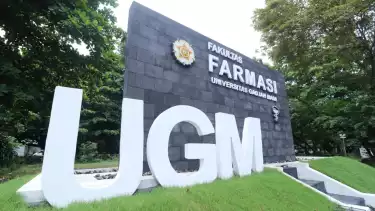 Fakultas Farmasi UGM Yogyakarta.