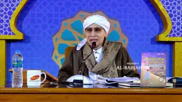 KH Yahya Zainul Ma arif alias Buya Yahya