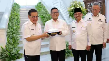 Gubernur DKI Jakarta Pramono Anung Wibowo menerima kedatangan Gubernur Banten Andra Soni, Wali Kota Tangerang Sachrudin, Wali Kota Tangerang Selatan Benyamin Davnie, serta Bupati Tangerang Mochamad Maesyal Rasyid