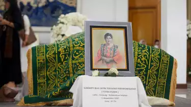 Rumah Duka Titiek Puspa