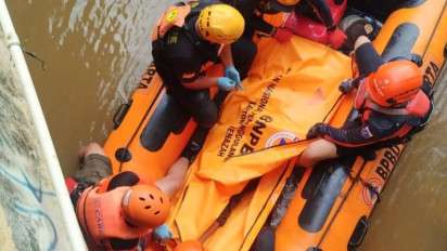Bocah Usia 12 Tahun yang Hanyut di Kali Pesanggrahan Jakbar Ditemukan Tewas