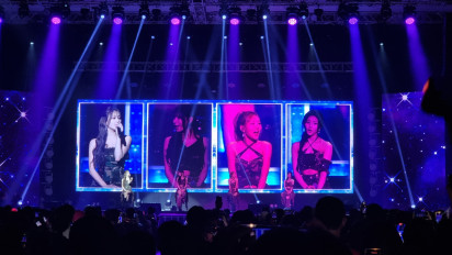 Ingin Lebih Dekat dengan Kissy, Kiss Of Life Turun Panggung dan Sapa Penggemar di Konser KISS ROAD in Jakarta