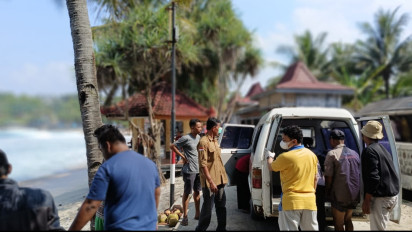 Dua Pelajar Meninggal Dunia akibat Terseret Ombak di Pantai Pacitan