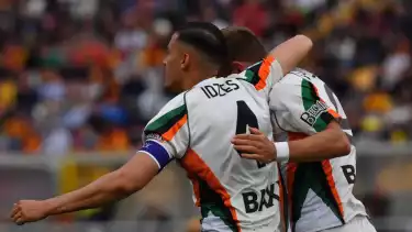 Patrick Kluivert Full Senyum, Jay Idzes Bawa Poin Penuh untuk Venezia