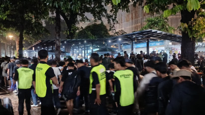 Ribuan Bonek Dikawal Steward Seusai Laga Persija Vs Persebaya, Begini Sikap The Jakmania