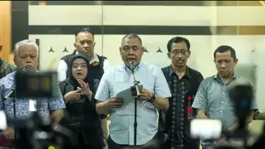 Kejaksaan Agung (Kejagung) RI telah empat tersangka dalam kasus suap korupsi Pemberian Fasilitas Ekspor Crude Palm Oil (CPO) dan turunannya pada Industri Kelapa Sawit dalam kurun waktu Januari 2021 hingga Maret 2022.