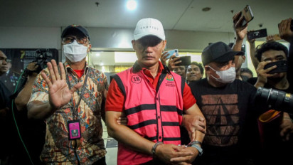 DPR Desak Kejagung Bongkar Semua Hakim yang Terima Suap