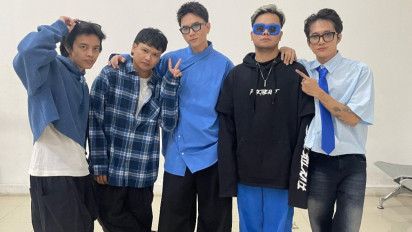 Semua Member Smash Menangis Dapat Banyak Kejutan dari Fans di Acara Anniversary ke-15