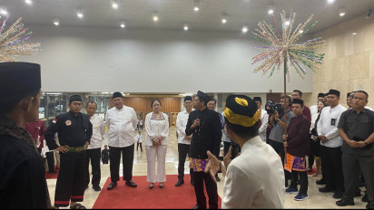 Halal Bihalal DPR, Puan dan Wakilnya Disambut Palang Pintu Betawi