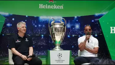 Dua legenda Manchester United, Bastian Scweinsteiger dan Luis Nani