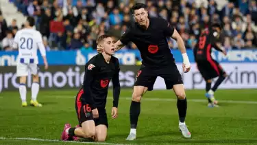 Robert Lewandowski dicemaskan mengalami masalah kebugaran jelang Barcelona hadapi Borussia Dortmund