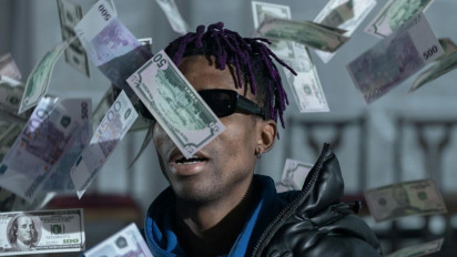 Aura Kaya Makin Terang, 5 Weton Ini Diprediksi Rezekinya Tak akan Putus-putus Selama Bulan April 2025