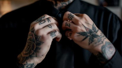 Saling Menghargai itu Penting, Buya Yahya Tegaskan Orang Disapa 'Preman' Bertato Juga Diamaafkan...