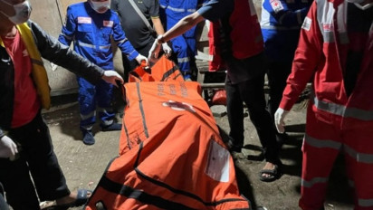 17 Tahun Hidup Bersama di Kios, ODGJ Tinggal Bersama Jasad Suaminya yang Sudah Meninggal hingga Membusuk