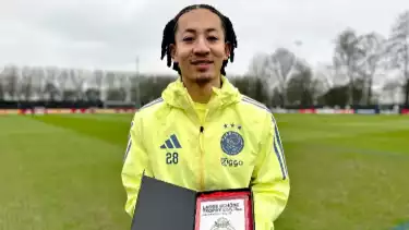 Pemain Ajax Keturunan China di Liga Belanda