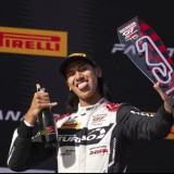 Pembalap Indonesia Sean Gelael Siap Unjuk Gigi di GT World Challenge Asia 2026 Seri Mandalika