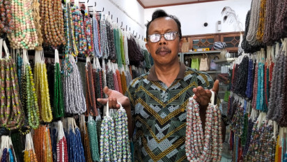 Kebijakan Baru Tarif Impor Amerika Serikat Berdampak pada Kerajinan Manik-Manik di Jombang
