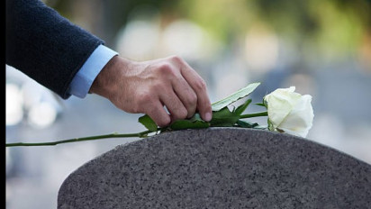 Waspada Ketika Bagian Tubuh ini Layu, Ustaz Maulana Ingatkan Bisa Jadi Pertanda Kematian Sudah Dekat