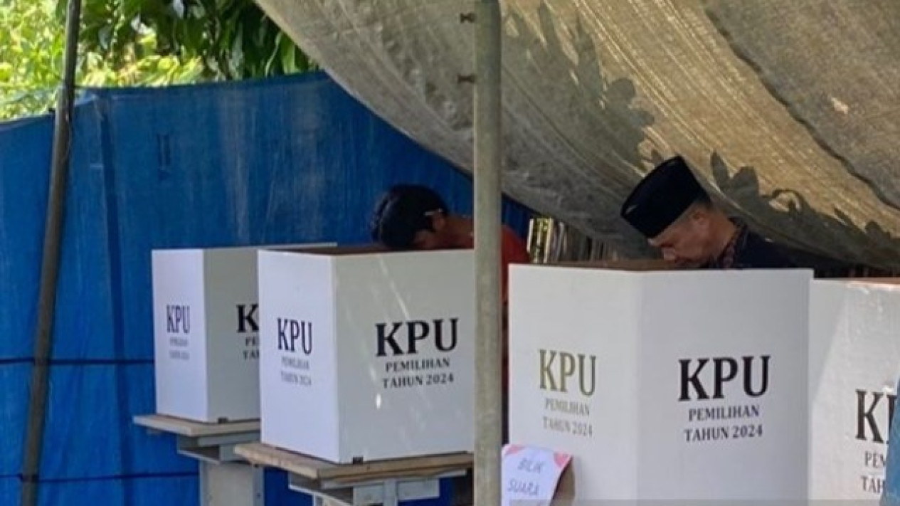 PSU Pilkada Kabupaten Bengkulu Selatan Disambut Antusiasme oleh Masyarakat
            - galeri foto