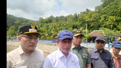 Sidak ke Bantul, Menteri LH Sebut Alih Fungsi Lahan Imbas Pertambangan Jadi Pemicu Banjir di Imogiri pada Maret 2025 Lalu