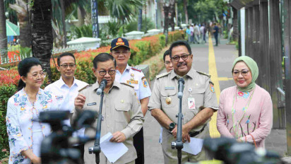 Bukti Naik Angkutan Umum! ASN DKI Harus Berswafoto