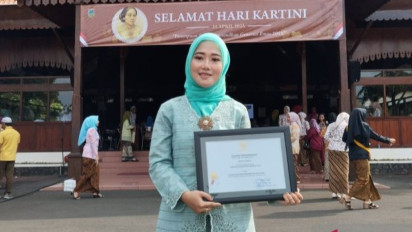 Sosok Farikha Sukrotun Nikmah, Kartini Masa Kini dari Kudus yang Jadi Wasit Badminton Internasional