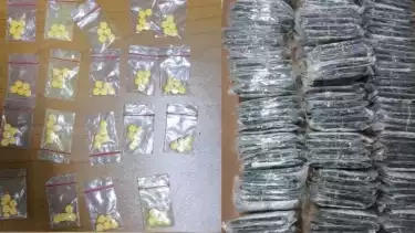 Gerebek Indekos di Pasar Tanah Abang, Polisi Tangkap Pria Pengedar 31.900 Tramadol.