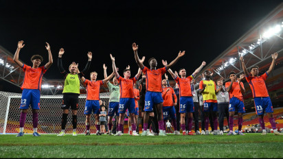 Tanpa Rafael Struick, Brisbane Roar Tahan Imbang Adelaide United