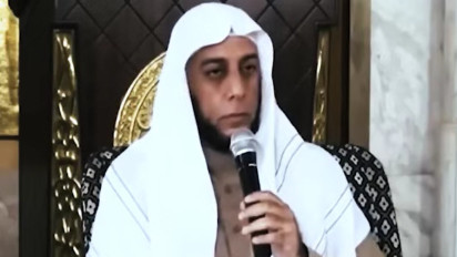 Jika Berteman dengan Amalan ini, Cara Terbaik Dikepung Rezeki dan Penolong dari Siksa Kubur Pesan Syekh Ali Jaber