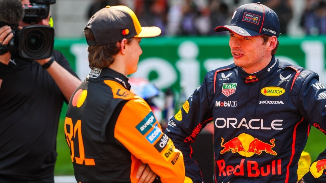 Lagi-lagi Kalah dari McLaren, Max Verstappen Soroti Kekuatan Terbesar yang Dimiliki Oscar Piastri di F1 2025
            - galeri foto