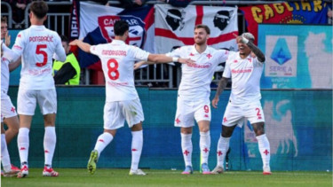 Fiorentina Mulai Intip Zona Eropa Usai Bekuk Cagliari di Stadion Sardegna Arena