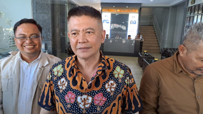 Polemik Ijazah Jokowi Kembali Mencuat, Pieter Zulkifli Sindir Roy Suryo