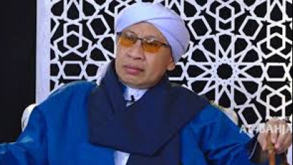 Bahayanya Utang Tidak Dikembalikan, Buya Yahya Jelaskan Adab dalam Pinjam Uang