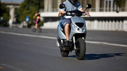 Yuk Kurangi Emisi Karbon dan Polusi dengan Transportasi Ramah Lingkungan, Simak Tips Membeli Motor Listrik Berikut Ini