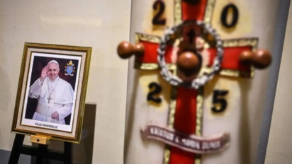 Media Vatikan Sebut Lebih dari 90.000 Orang Melayat Paus Fransiskus di Basilika Santo Petrus