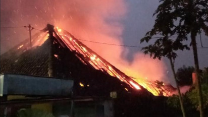 LPG Meledak, Rumah di Lowokwaru Kota Malang Terbakar, Satu Korban Alami Luka Bakar 40 Persen