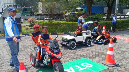Rayakan Hari Bumi dengan Edukasi Keselamatan Berkendara dan Program Peduli Lingkungan