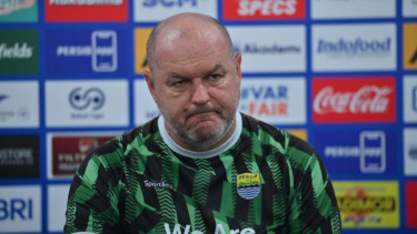 Persib Bandung Targetkan Poin Penuh, Bojan Hodak Ingatkan untuk Pantang Remehkan PSS