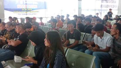 Pedagang Asongan di Terminal Pelabuhan Makassar Diberikan Pelatihan Ketenagakerjaan