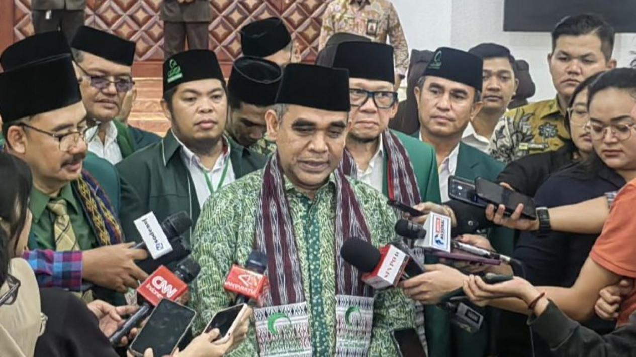 Kenapa Prabowo Lebih Pilih Utus Jokowi Dibanding Menteri Agama untuk Hadiri Pemakaman Paus Fransiskus di Vatikan?
            - galeri foto