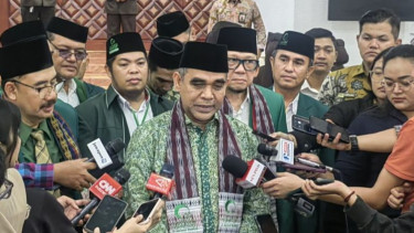 Kenapa Prabowo Lebih Pilih Utus Jokowi Dibanding Menteri Agama untuk Hadiri Pemakaman Paus Fransiskus di Vatikan?