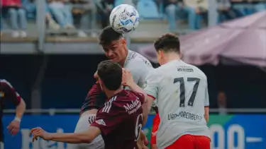 Mees Hilgers sedang dikaitkan dengan klub Spanyol