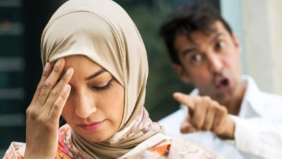 Paksu Kepergok Nonton Video Porno, Seksolog Sebut Ini yang Harus Bunda Lakukan