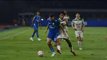Tanpa Dibantu Dewa United dan Persebaya, Persib Bandung Nikmati Puncak Klasemen Usai Kalahkan PSS Sleman