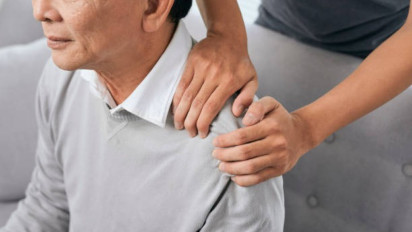 Hilangkan Rasa Capek dan Pegal dengan Tepuk Bagian Tubuh ini ala dr Zaidul Akbar